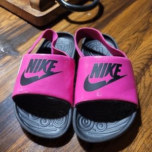 Nike toddler size L toddler sandle
